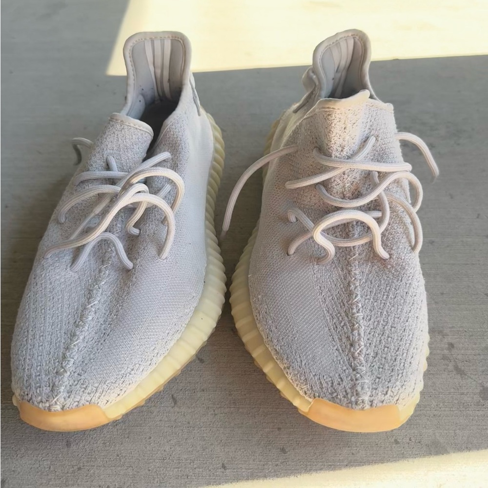 Yeezy Boost 350 V2 'Sesame